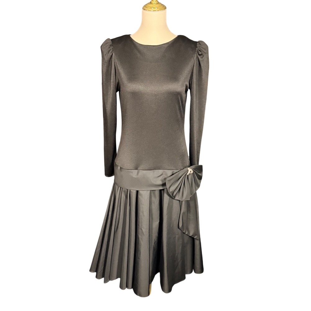 After Dark Vintage 80s Black Drop Waist Pleated Bow Cocktail Dress Size 6 glam‎